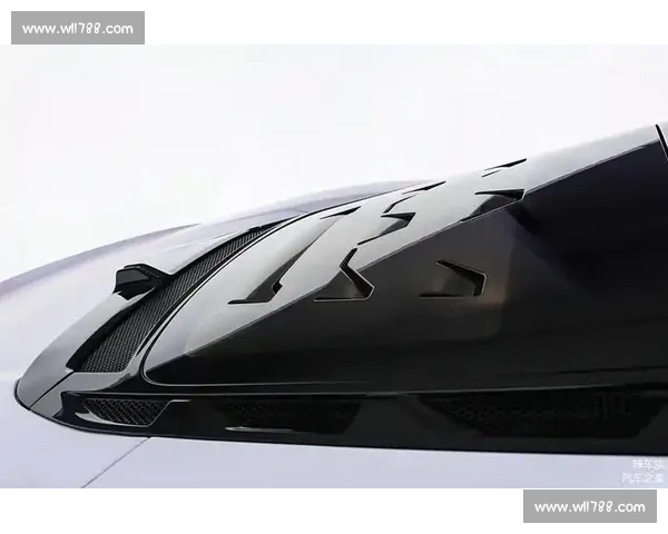 香港新赛马季鸣锣开跑 科技与传统共启速度盛宴